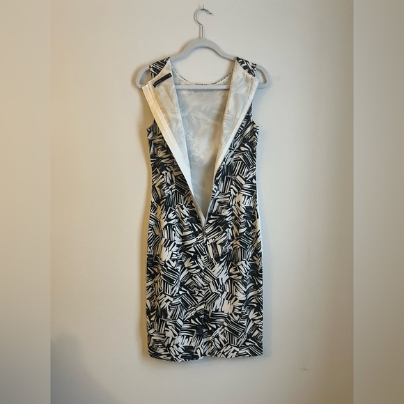 Karen Millen Graphic Monochrome Sheath Dress | US 8 /Uk 12| Black & White Pencil - Picture 7 of 7